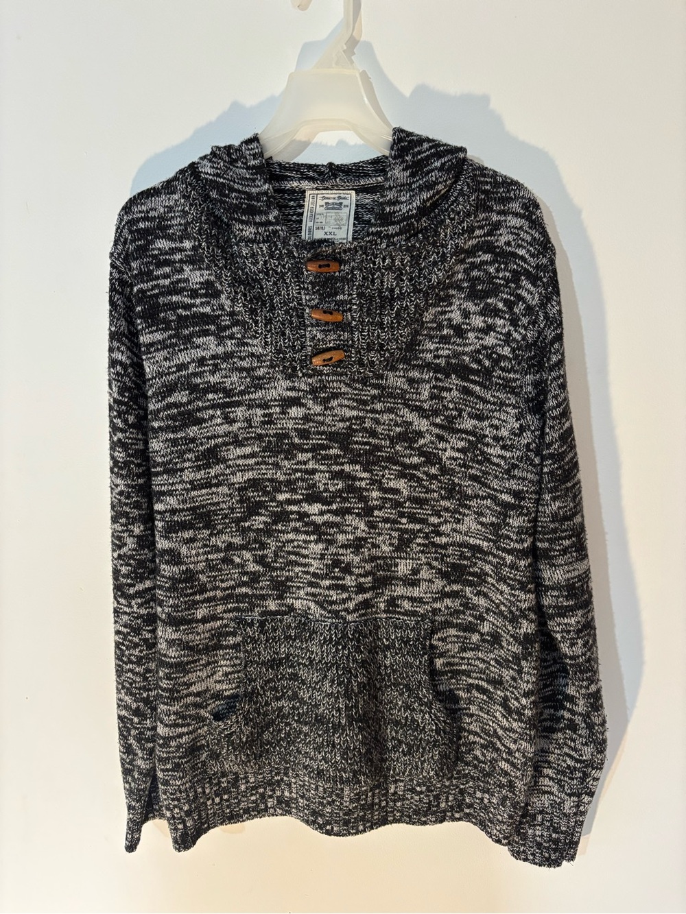 Colours Alexander Julian Men’s XXL Hooded Sweater Men’s black and white